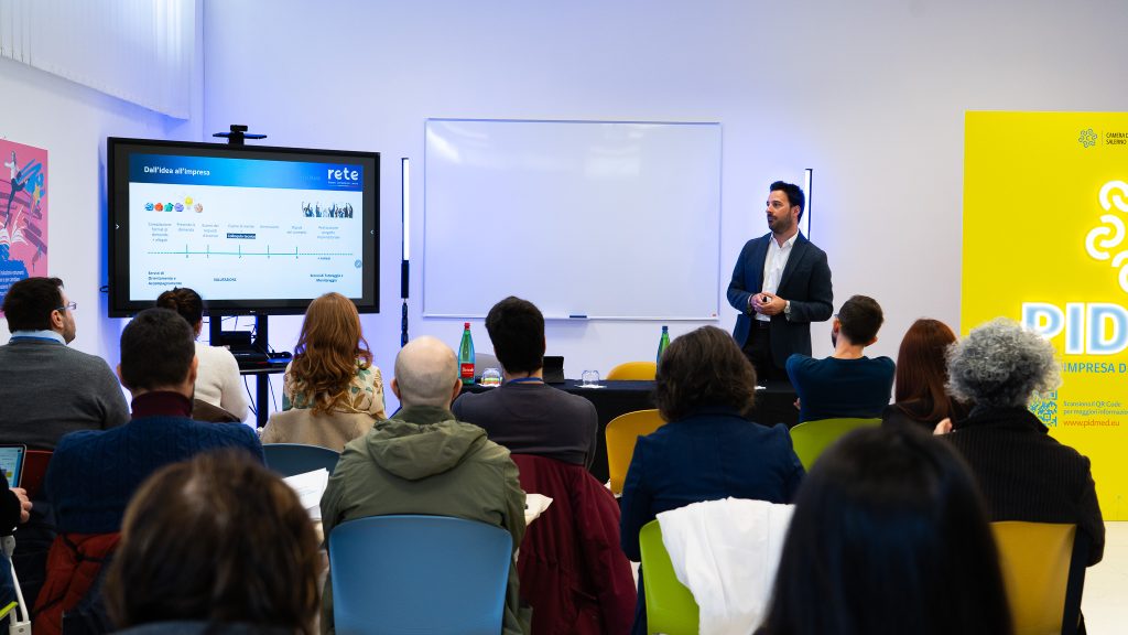 2.2 Strategia digitale e roadmap per linnovazione PIDMed, evoluzione in atto: esperienze, formazione e prospettive per l’innovazione digitale