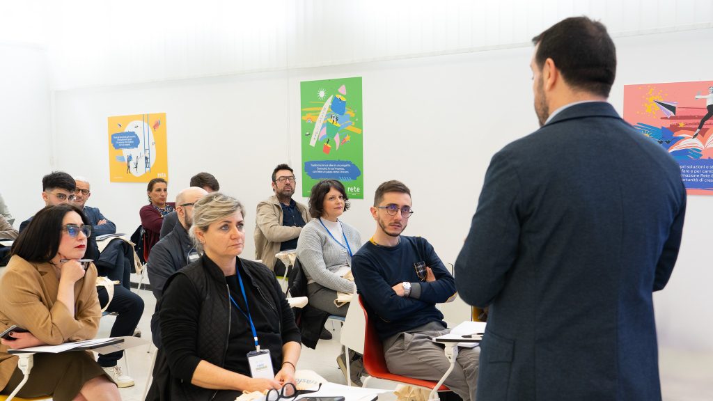 3.2 Gestione dei dati e data driven decision making Memo Design: quando il digitale diventa alleato dell'artigianato