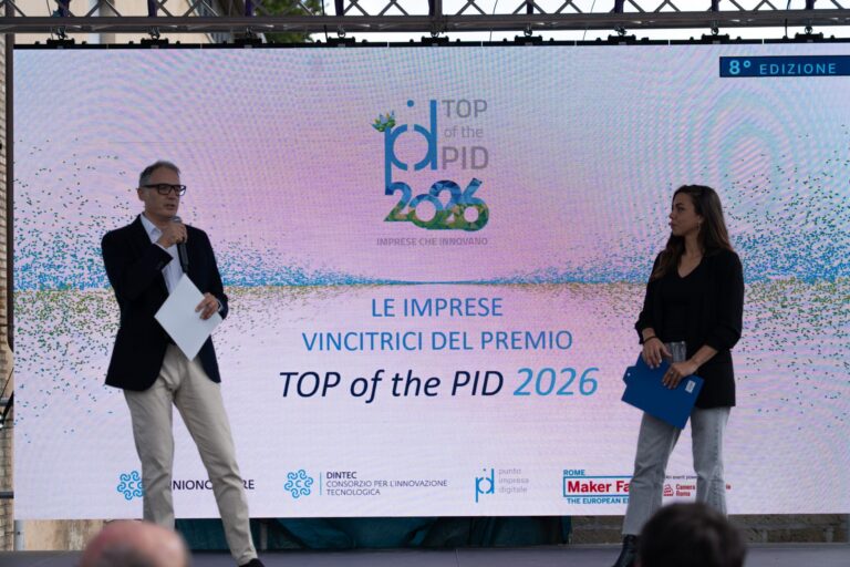 Premiazione del Premio Top of the PID 2026 sul Main Stage di Maker Faire Rome